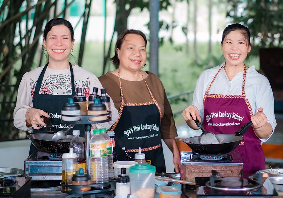 Ms. Ya and Ms. Angel - Thai chefs at Krabi Cookery School